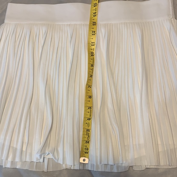 Athletic pleated tennis skirt over shorts size XL White no boundaries skort - Picture 7 of 7